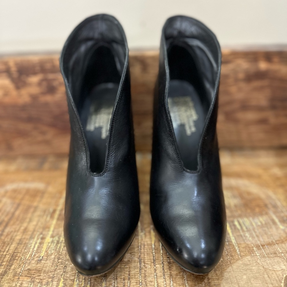 Pedro Garcia | Black Booties